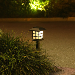 Lámpara Solar de Jardín LED, Iluminación Decorativa para Caminos, Resistente al Agua, Alimentada por Energía Solar de 12V con Batería Incluida - Product Image 2