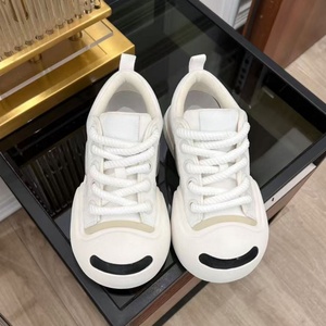 Mocasines de Verano para Hombre y Mujer, de Marca de Diseño de Lujo, Clásicos, Productos Más Vendidos, Personalización de Alta Calidad, Estilo Deportivo Evergreen - Product Image 1