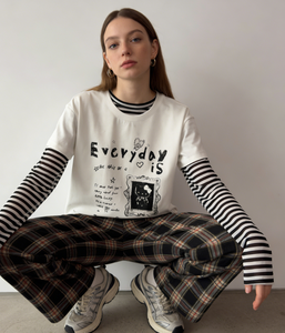 Camiseta de Dos Piezas con Estampado Digital Ecológico para Mujer, Estilo Gótico, Linda, con Estampado de Dibujos Animados Hechos a Mano, Manga Larga a Rayas para Moda Alternativa - Product Image 5