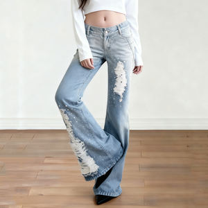 กางเกงยีนส์เดนิมทรงขาบานเอวสูงแต่งลายฉลุปักเลื่อมสไตล์วายทูเค แต่งขอบเอววี แต่งผ้าลูกไม้ แต่งรอยขาดไล่เฉดสี - Product Image 3