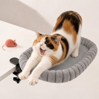 USMILEPET Lit pour chat pour bureau, hamac pliable à double fixation par pince C, gain de place, structure en tube d'acier robuste, nid douillet en fausse fourrure pour chat