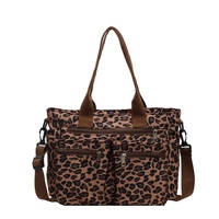 Sac fourre-tout en toile imprimé léopard grande capacité pour femme, sac à bandoulière décontracté en polyester avec fermeture éclair pour maman