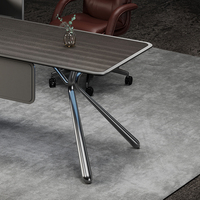 Ensemble de bureau exécutif droit avec pieds en métal, MDF E1, grain de bois thermoformé, barre lumineuse LED RGB, serrure à code, mobilier moderne