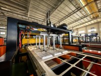Nouvelle machine automatique de formage de boîtes repas en mousse PS, contrôlée par PLC, avec pompe à moteur 380V 204kW, haute sécurité, écologique et jetable