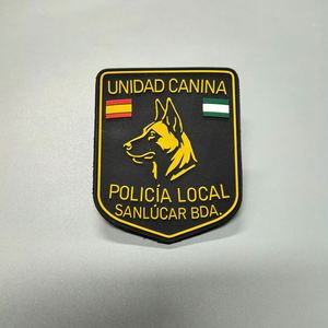 Écusson personnalisé en caoutchouc souple 3D, petit patch en PVC silicone gaufré transparent avec logo pour vêtements, sacs à dos et chapeaux - Product Image 2