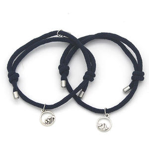 Pulsera cruzada de cuerda de Milán ajustable para parejas, brazalete de aleación de intercambio de formales y formales - Product Image 5