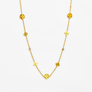 Ensemble de bijoux exquis en acier titane, collier et bracelet trèfle, étanche, plaqué or 18 carats, zircon CZ, motif floral - Product Image 3