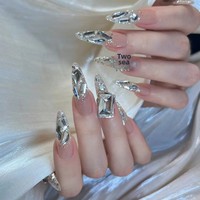 Gros coeur tordu et ovale à carré en forme de K9 Flash High Products perceuse à ongles en verre blanc fond pointu pour pile de bijoux