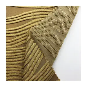 Neues Design Guter Stretch-Wellenstreifen-Jacquard stoff 95% Polyester 5% Elasthan-Stück gefärbter 3D-Strickstoff für Kleidungs stücke