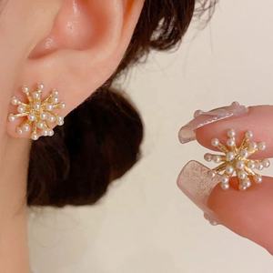 Elegant High-End Fireworks Pearl Stud Earrings New Summer Trendy Exquisite Small Copper <b>Jewelry</b> for Personalized Fashion Gift - Product Image 2