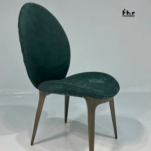 Sillas de restaurante elegantes de terciopelo Material de color personalizable Patas de madera maciza para sillas de sala de estar - Product Image 1
