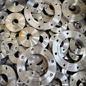 จีนจำหน่ายหน้าแปลนเชื่อมชนิด Weld Neck Class 600 วัสดุ A105 สำหรับใช้ในอุตสาหกรรมโรงกลั่นและอุตสาหกรรมปิโตรเคมี - Product Image 5