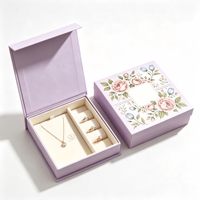 Boîte à bijoux élégante en velours violet à motif floral, boîte cadeau pour bijoux, boîte de rangement pour collier et bague, emballage personnalisé pour bijoux de marque