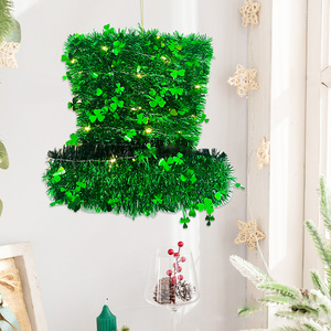 Décoration murale de fête en plastique vert avec breloque chapeau trèfle irlandais pour la Saint-Patrick - Product Image 2