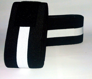 สายรัดข้อมือนีโอพรีนแบบหนาพิเศษสำหรับขายส่ง สีตามสั่ง ขนาดเดียวใช้ได้ทุกคน 男女 ใช้ได้ ระบายอากาศได้ดี อุปกรณ์ออกกำลังกายเพื่อความปลอดภัยสำหรับฟิตเนส - Product Image 1