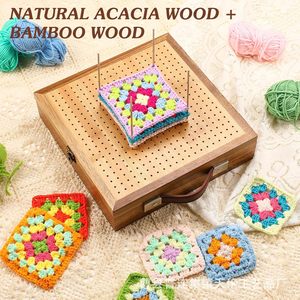 Caja de madera portátil para ganchillo y costura, organizador multiusos compartimentado para hilo y agujas, ideal para el hogar. - Product Image 2