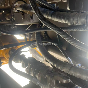 Chargeuse sur pneus SDLG L936 d'occasion, modèle 2025, de la marque chinoise de premier plan Lingong 936, pour la construction et l'agriculture, 262 heures, prix bas, moteur Weichai - Product Image 4