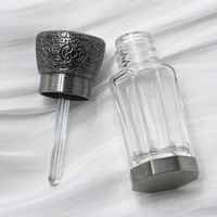 Flacon en verre transparent poli de 6 ml avec bouchon à vis en alliage de zinc, style arabe octogonal, pour huile d'Oud et Attar