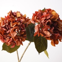 Kwalitatieve vintage herfst kunstmatige hortensia's met real touch, zijdeachtige bloemen voor herfstse decoraties in vazen en bloemstukken.