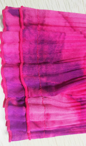 Camicetta plissettata di vendita calda primavera 2023 con stampa rosa <span class=keywords><strong>lilla</strong></span> a 3/4 maniche con scollo a volant in chiffon di poliestere riciclato - Product Image 6