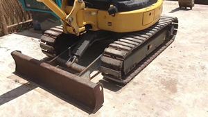 Pelle hydraulique d'occasion KOMATSU PC30MR Mini pelleteuse sur chenilles PC35MR en excellent état - Product Image 3