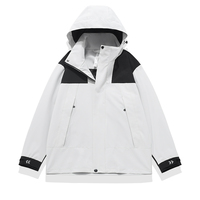 Veste softshell noire à capuche coupe-vent, imperméable et respirante pour le voyage, la randonnée et le cyclisme