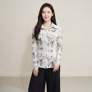 PY 2026 Otoño/Invierno, Nuevo Abrigo Elegante con Pliegues Florales, Ecológico, Casual, para Mujer, a la Moda, Manga Larga, Corte Entallado, Disponible en Línea - Product Image 1