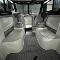 Bateau de pêche en aluminium de 25 pieds avec construction soudée, toit rigide extensible, moteur hors-bord pour divertissement et loisirs