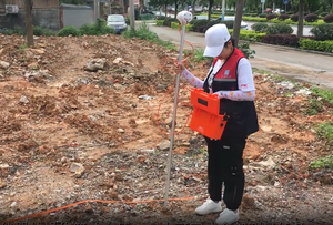 금 채굴용 ACZ-8 프로톤 자력계: 0.1nT 정밀도로 자성 광물 탐지 - Product Image 3