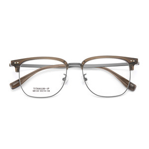 Monture de lunettes en titane M6129 rectangulaire pour homme avec plaquettes de nez en silicone souple, origine Danyang - Product Image 1