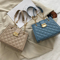 Sac à bandoulière carré minimaliste pour femme, motif Lingge, avec chaînes, sacs à main et pochettes tendance à prix abordable