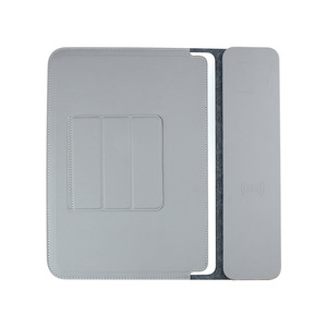 Custodia per Laptop 4 in 1 con Ricarica Wireless e Tappetino di Ricarica da Scrivania per Viaggi, Compatibile con MacBook Air e Pro - Product Image 1