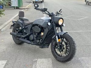 Motocyclettes <span class=keywords><strong>d</strong></span>'<span class=keywords><strong>occasion</strong></span> Yihongfeihu Vintage 350cc, <span class=keywords><strong>moto</strong></span> de croisière à essence - Product Image 1