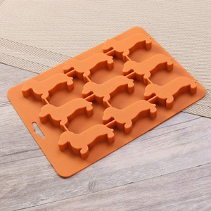 Portátil Eco-Friendly Food Grade Silicone Dog <span class=keywords><strong>Ice</strong></span> Tray Reversível <span class=keywords><strong>Mini</strong></span> Freezer <span class=keywords><strong>Ice</strong></span> <span class=keywords><strong>Maker</strong></span> com Sausage Design Impresso Bola - Product Image 2