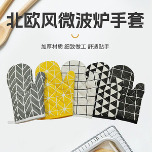 Gants de four en coton et lin épais résistants à la chaleur pour la cuisson, motifs variés, origine Yiwu - Product Image 4