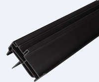 Profilé de fenêtre en PVC extrudé de haute qualité, type d'extrusion plastique pour usage en bâtiment