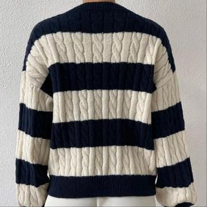 Dames casual herfstmode trui met lange mouwen, V-hals, zwart-witte strepen, kleurblok, kabelgebreide kasjmierwol - Product Image 4