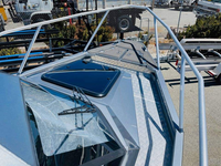 Bateau à moteur en aluminium de 7,5 m (25 pieds) - Yacht à cabine - Bateau de pêche sportive - Facile à manier - À vendre