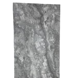 Tuile flexible de travertin de série de pierre de grotte imprimée en 3D par porcelaine douce grise moderne pour le système vert de matériaux de construction d'hôtel - Product Image 1