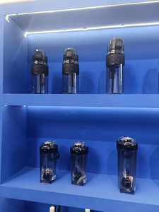Bouteille shaker de protéines vide en plastique sans BPA, personnalisable avec logo, pour la gym, le fitness et le sport, avec paillettes, vente en gros - Product Image 4