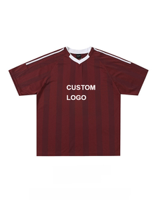 เสื้อยืดแขนสั้นลายทางสไตล์อเมริกันเรโทรทรงหลวมสีแดงแบบ Blokecore - Product Image 1