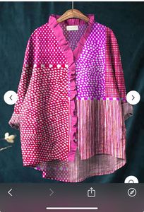 Vestido Casual Estampado con Cuello en V, Corte Holgado, Volantes, Dobladillo Asimétrico y Manga Larga para Verano - Product Image 3
