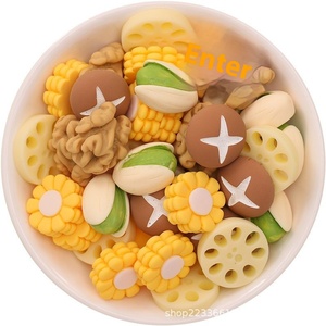 Cabujón de resina en miniatura 3D, artesanía ecológica, Pizza, pan, pastel, <span class=keywords><strong>hamburguesa</strong></span>, diseños de estilo Flatback para recuerdos de Navidad - Product Image 5