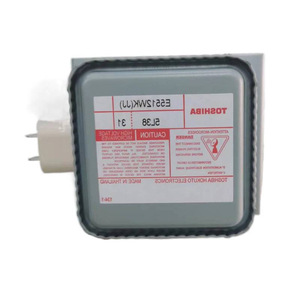 Pièce de four à micro-ondes Toshiba Magnetron M24FB-610 2450 MHz 230 V refroidie par air - Product Image 1