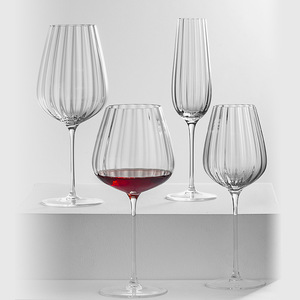 Copas de Vino Transparentes al por Mayor, Estilo Moderno, Personalizadas, con Rayas, para Bodas - Product Image 3