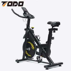 TODO Équipement de fitness de salle de sport intérieure à usage domestique Volant d'inertie 10kg en acier pour <span class=keywords><strong>vélo</strong></span> <span class=keywords><strong>Poignée</strong></span> de siège réglable Capacité de 120kg Écran LCD - Product Image 4