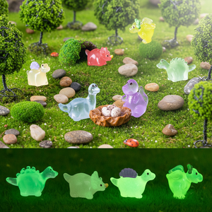 Figurines de dinosaures miniatures qui brillent dans le noir, mini-animaux en résine à dissimuler pour garnir les vases, décorations pour micro-maisons de poupées et aquariums - Product Image 1