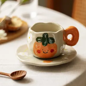 Toptan 300ml yaratıcı el yapımı seramik kahve fincanı ile öğleden sonra çay için fincan tabağı seti el-boyalı çömlek kupa seti