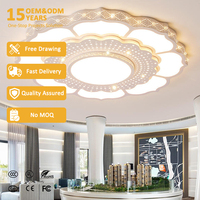 Lampe de plafond décorative florale élégante à LED moderne avec couvercle en acrylique en forme de fleur et base en fer pour salon, hall
