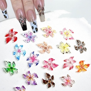 20 unids/bolsa DIY accesorios suave 3D flor Nail Art Charms diseño suave decoración de uñas para adaptarse a la superficie de uñas curada - Product Image 4